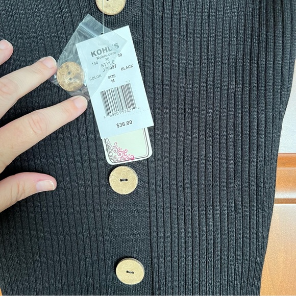 ITS OUR TIME ribbed sweater tank - Picture 2 of 3